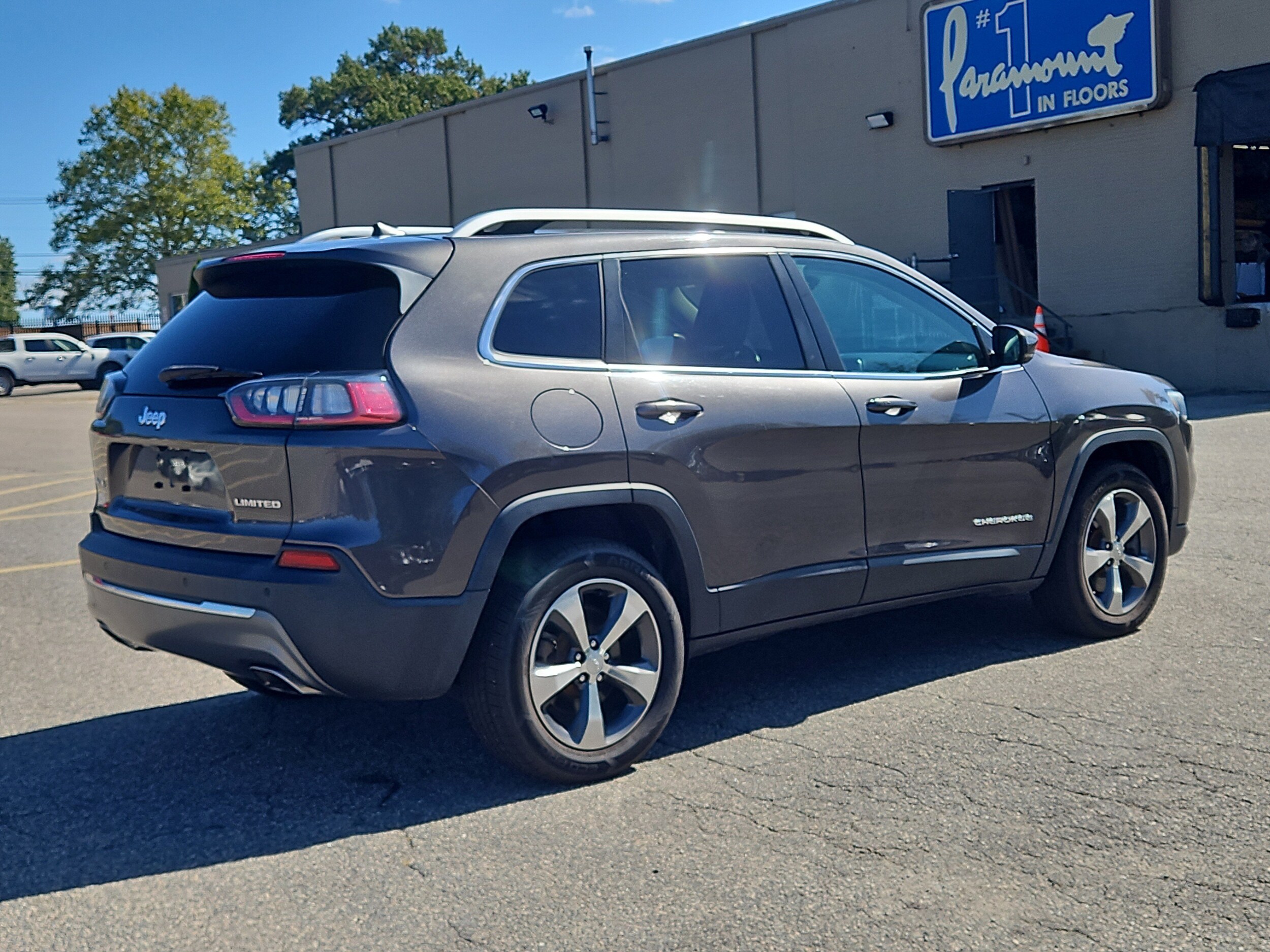 2019 Jeep Cherokee Limited photo 4