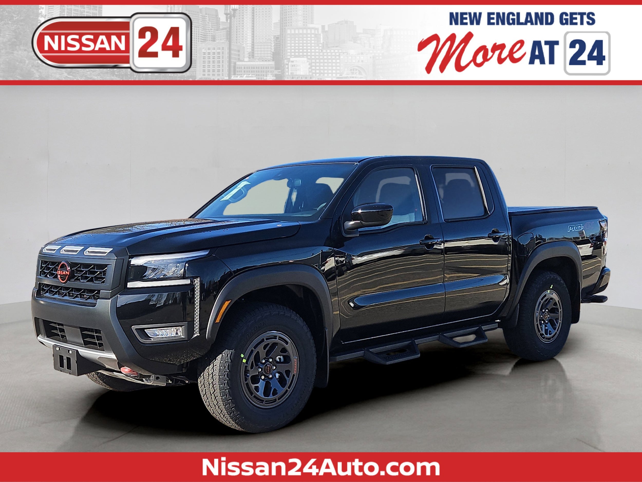 2026 Nissan Frontier PRO-4X's photo