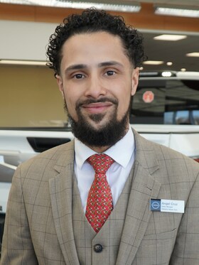Staff member Angel Cruz from ID_d428bfad0536