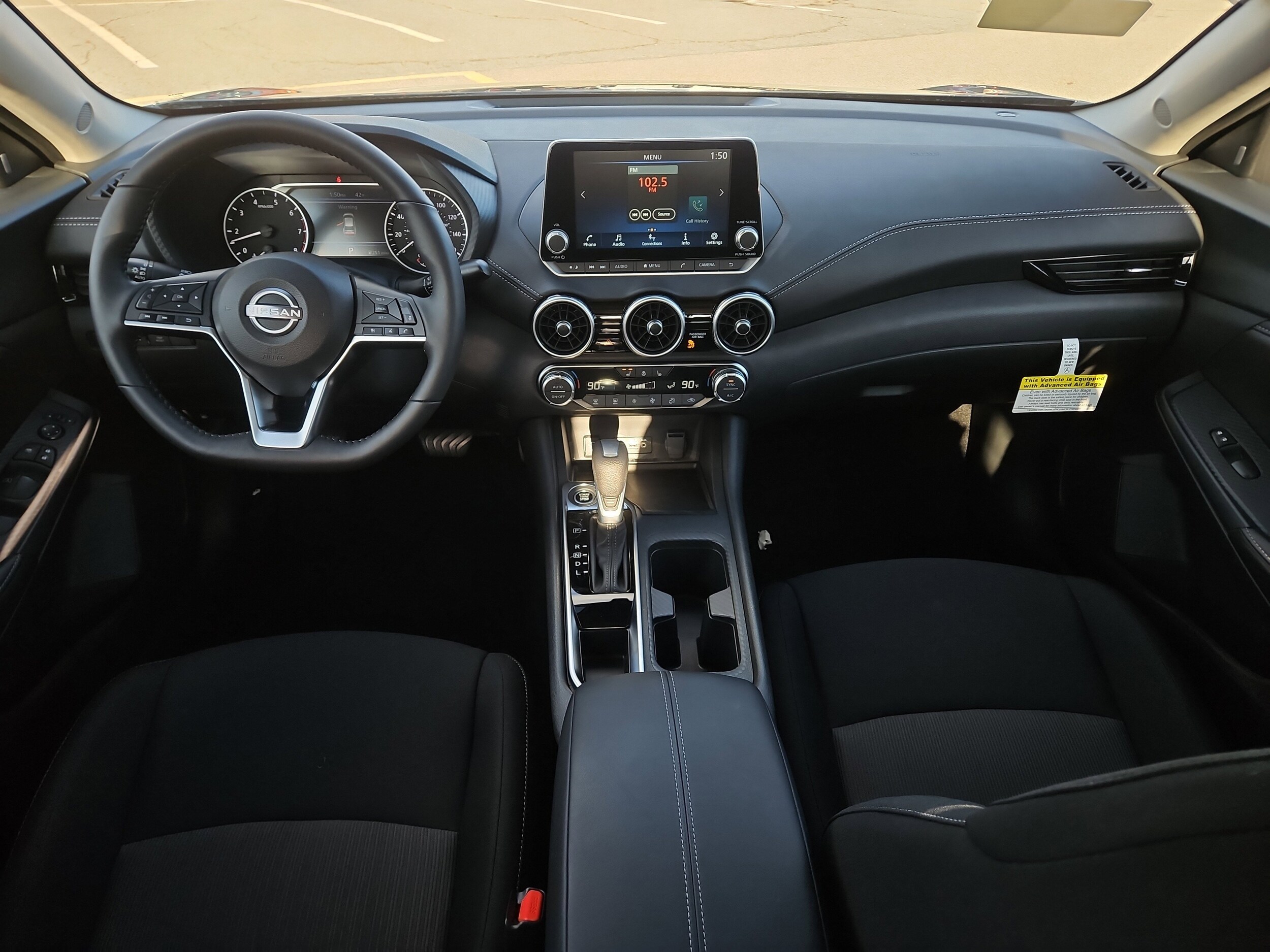 2025 Nissan Sentra SV photo 3