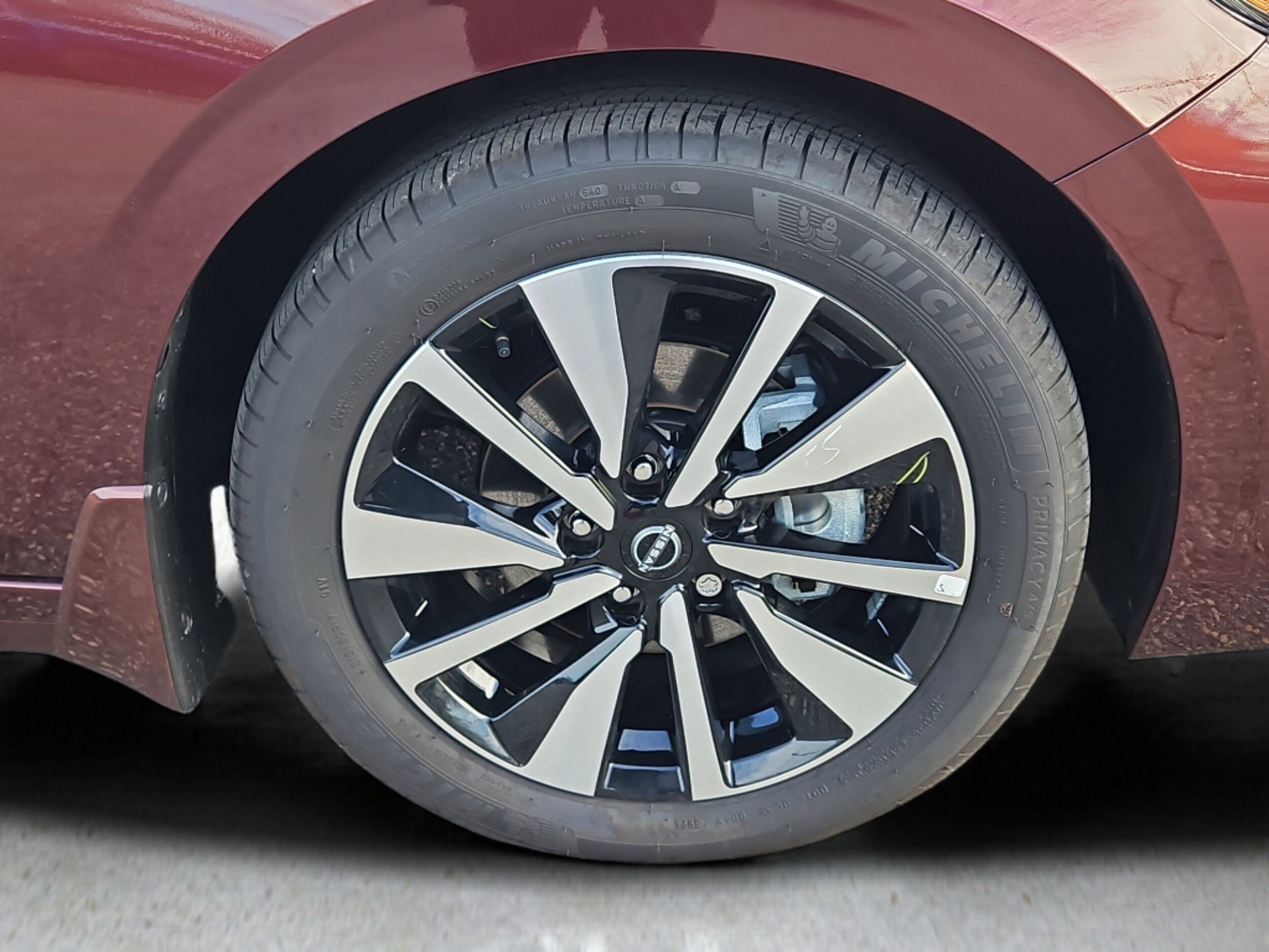 2025 Nissan Sentra SV photo 4