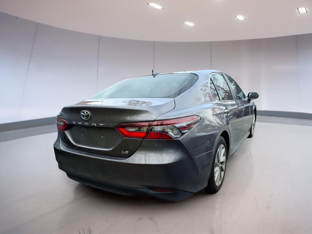 2023 Toyota Camry LE photo 4