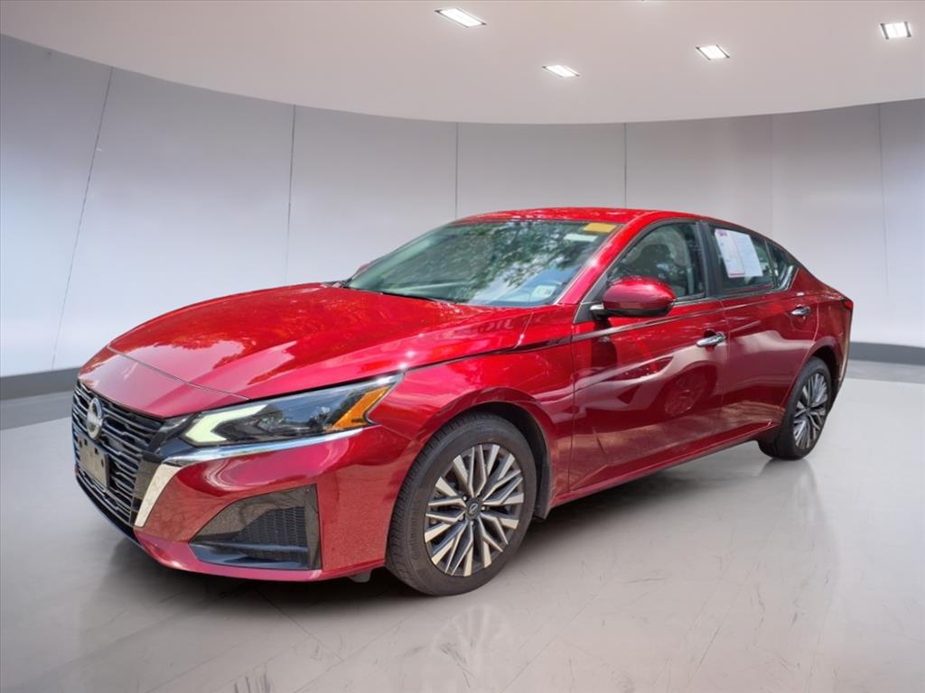 2023 Nissan Altima 2.5 SV photo 3
