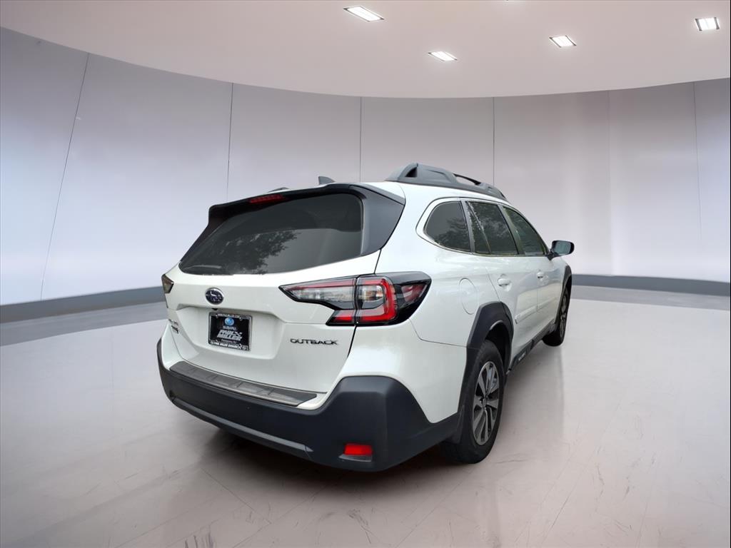 2023 Subaru Outback Premium photo 4