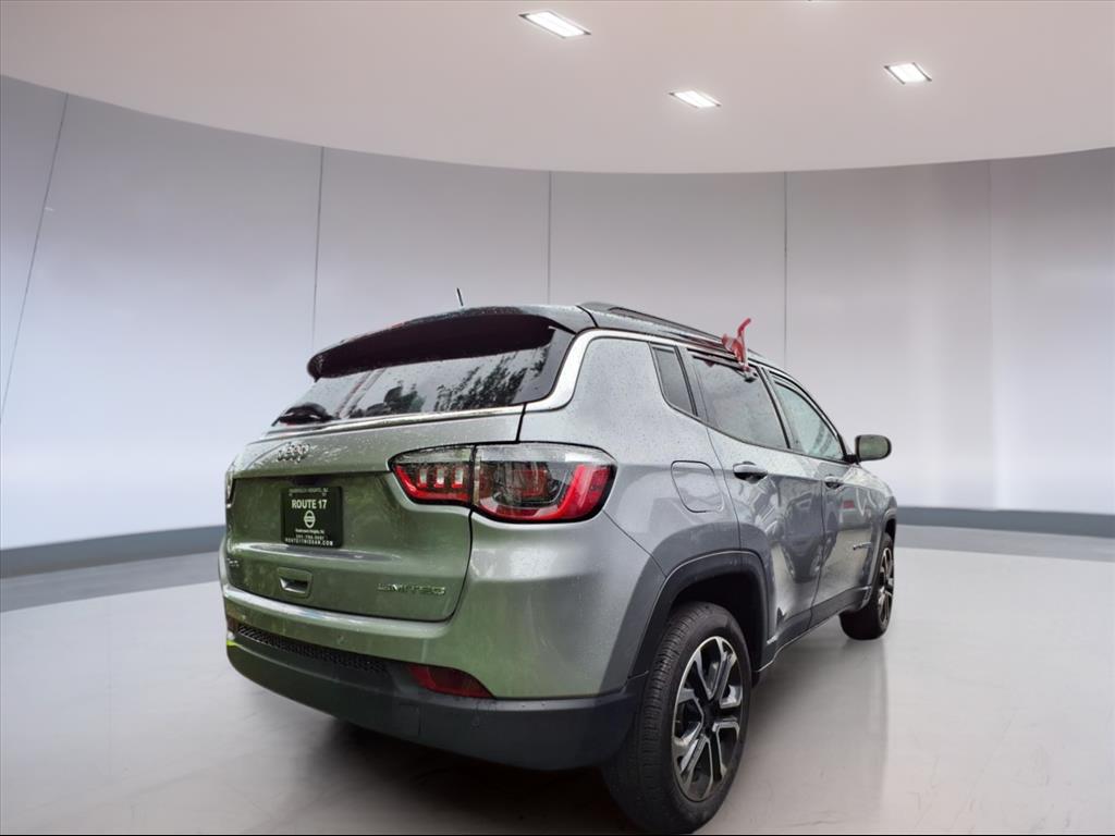 2024 Jeep Compass Limited photo 4