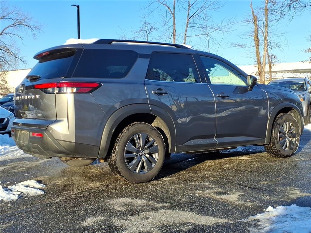 Used 2025 Nissan Pathfinder SV SUV