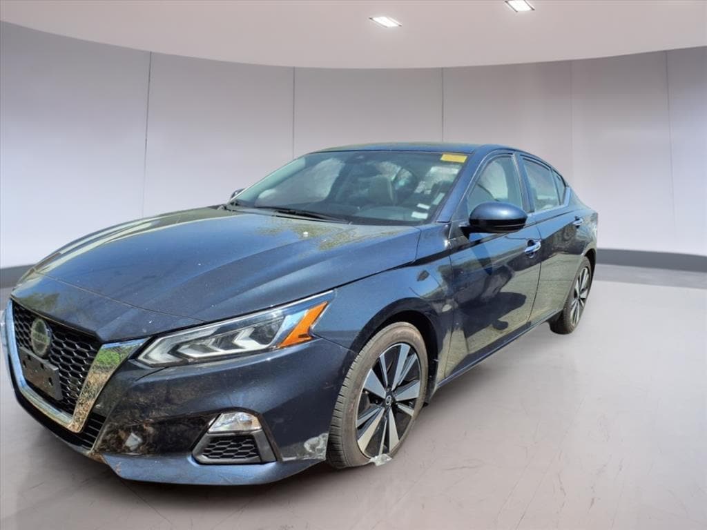 Used 2022 Nissan Altima SV with VIN 1N4BL4DV2NN415463 for sale in Totowa, NJ