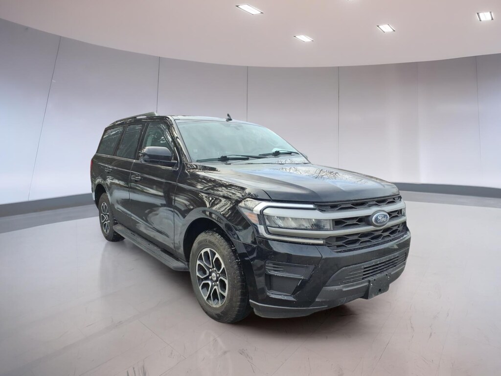 Used 2024 Ford Expedition XLT SUV