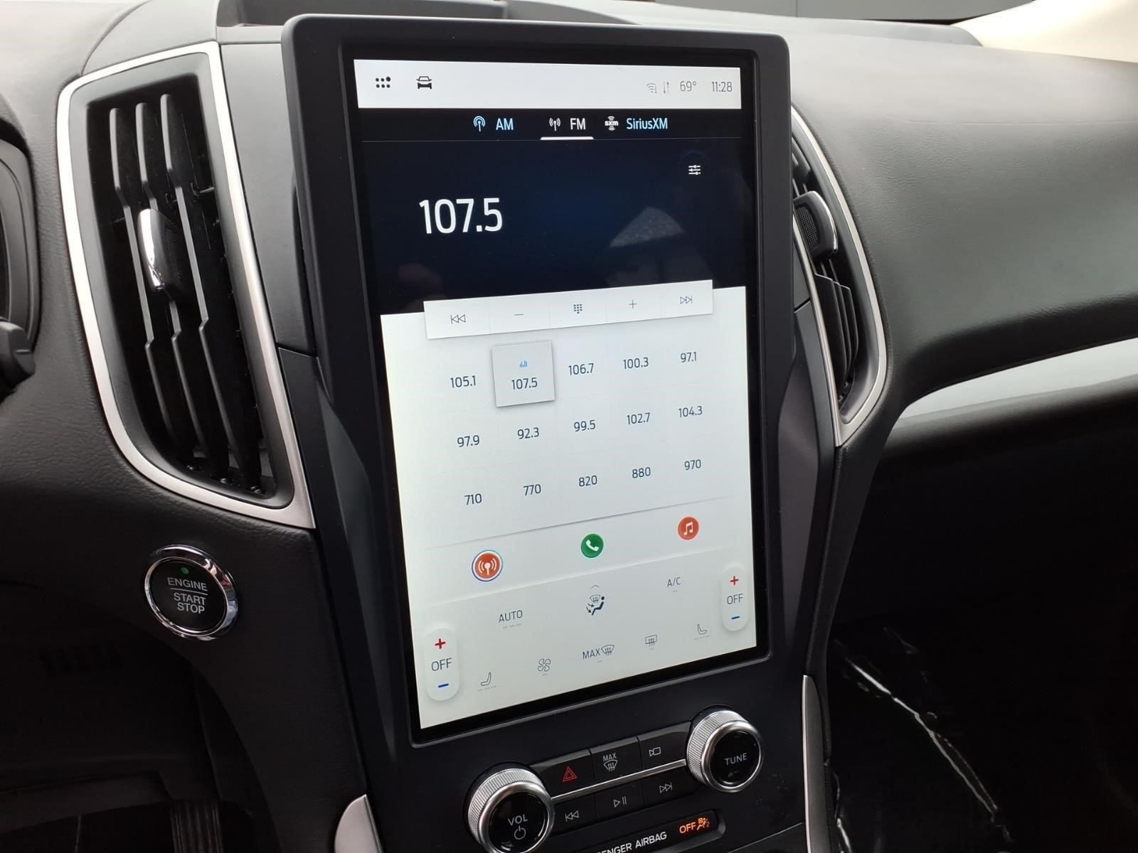 2023 Ford Edge SEL - Photo 19