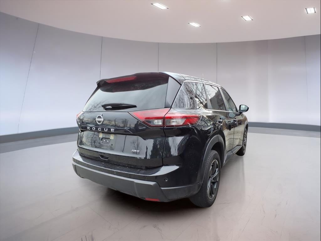 Used 2025 Nissan Rogue SV SUV
