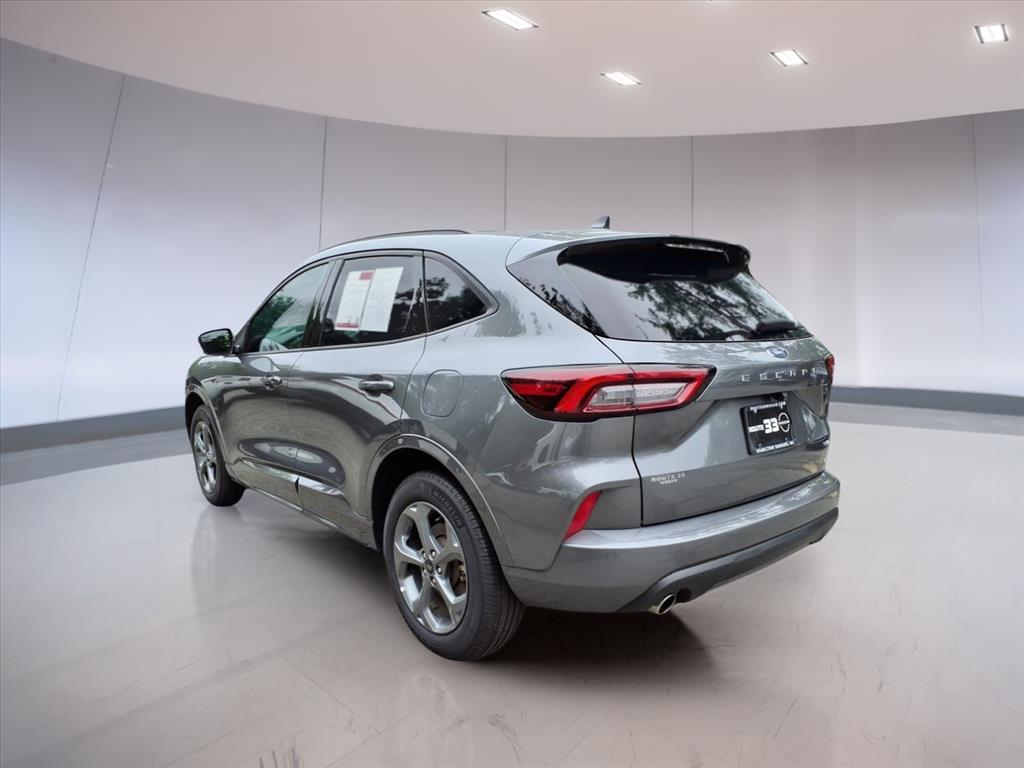 2024 Ford Escape ST-Line photo 3