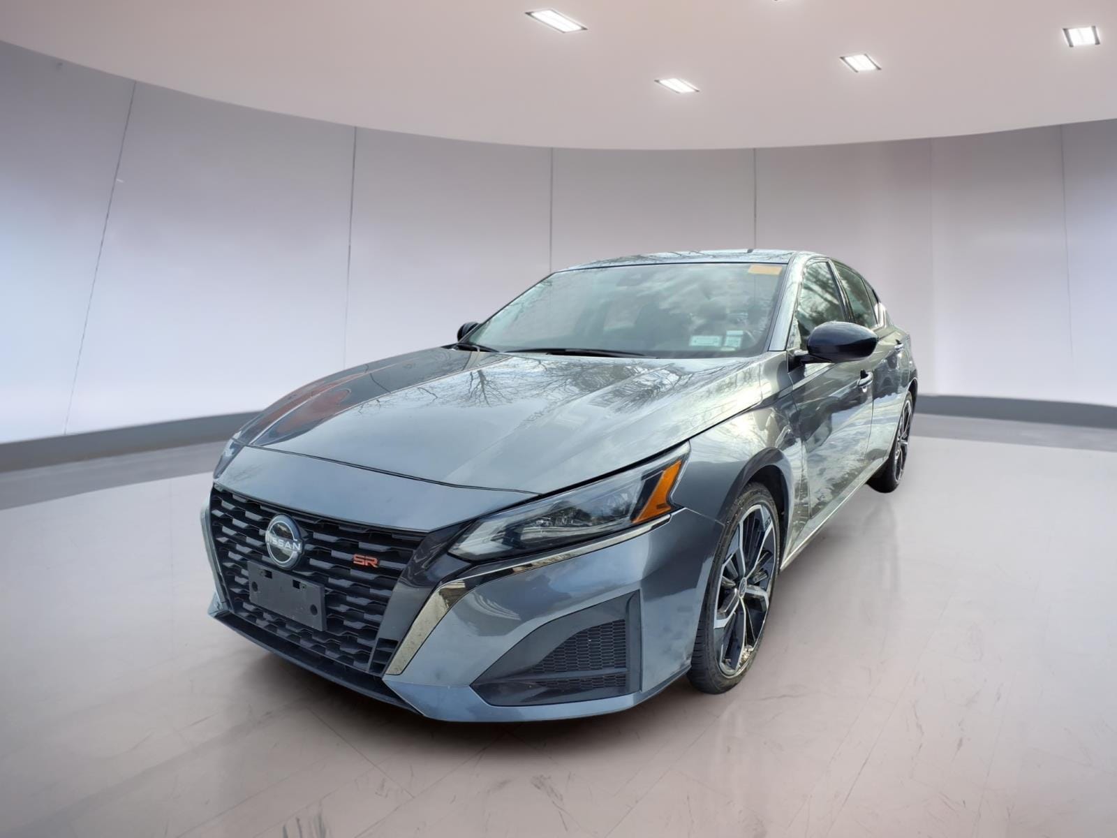 Used 2023 Nissan Altima SR with VIN 1N4BL4CV5PN335045 for sale in Totowa, NJ