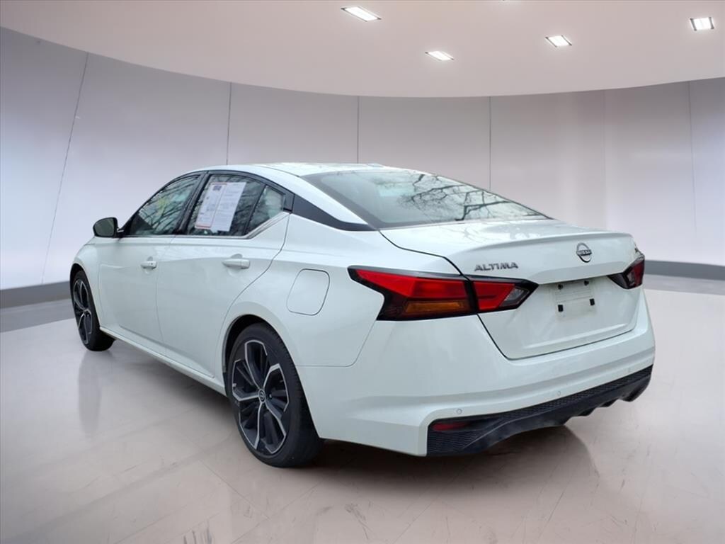 Used 2024 Nissan Altima 2.5 SR Sedan