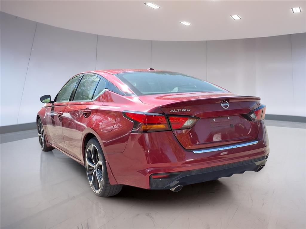 2023 Nissan Altima 2.5 SR photo 3