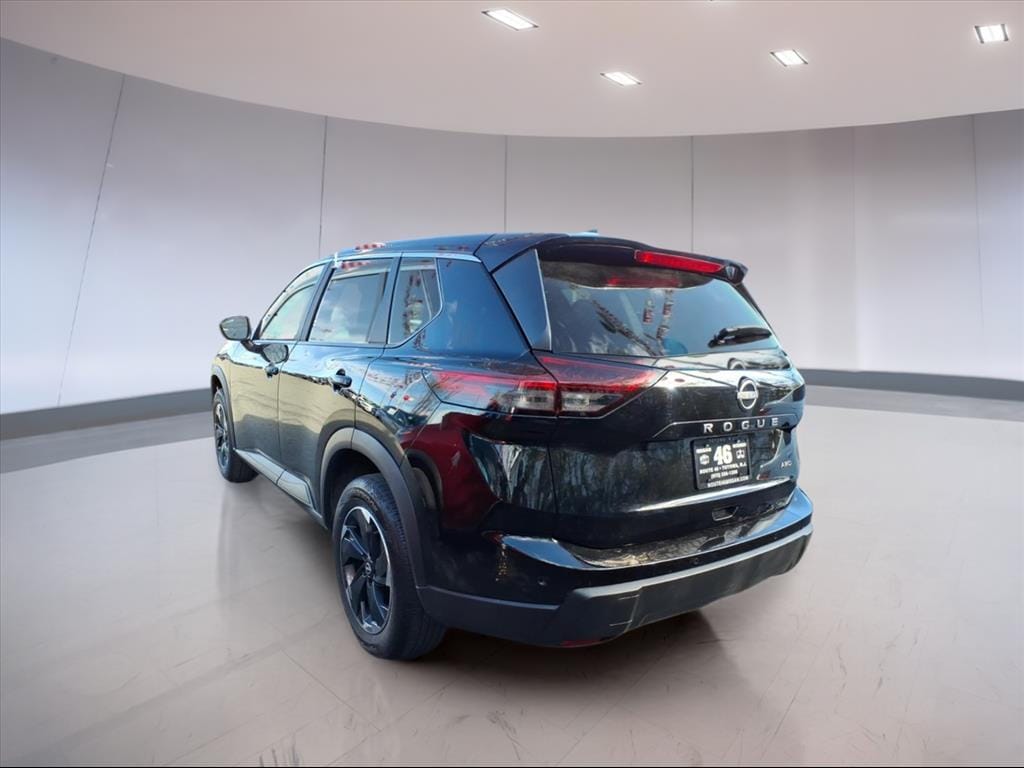 Used 2025 Nissan Rogue SV SUV