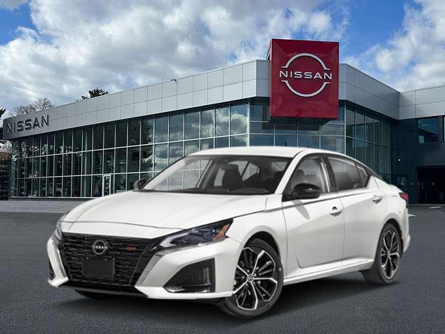 2025 Nissan Altima SR's photo