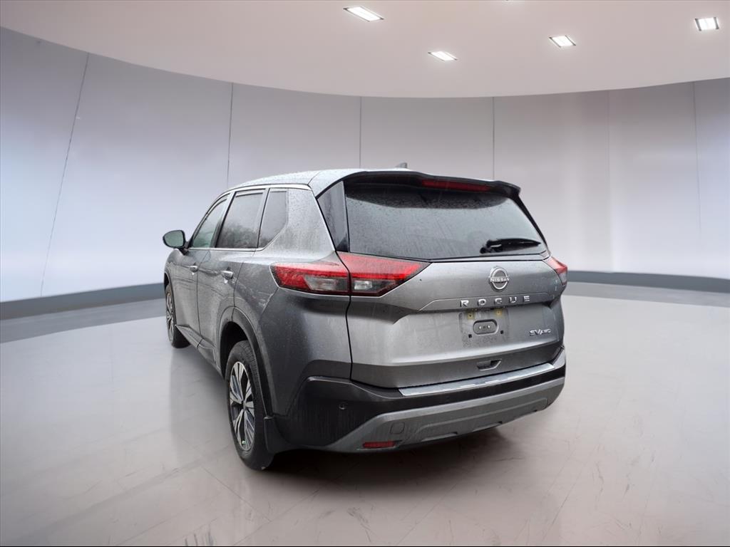 2023 Nissan Rogue SV photo 3