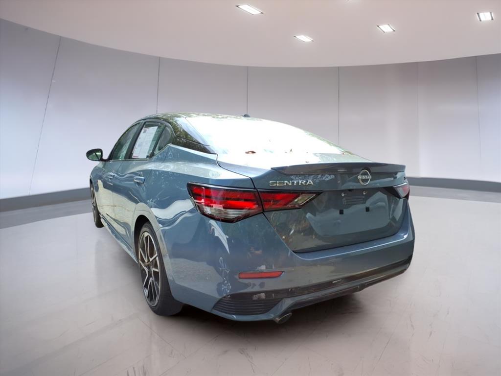 2024 Nissan Sentra SR photo 3