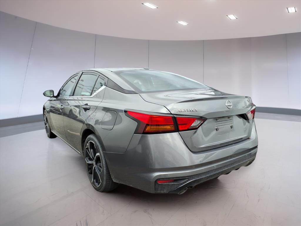 2023 Nissan Altima 2.5 SR photo 3