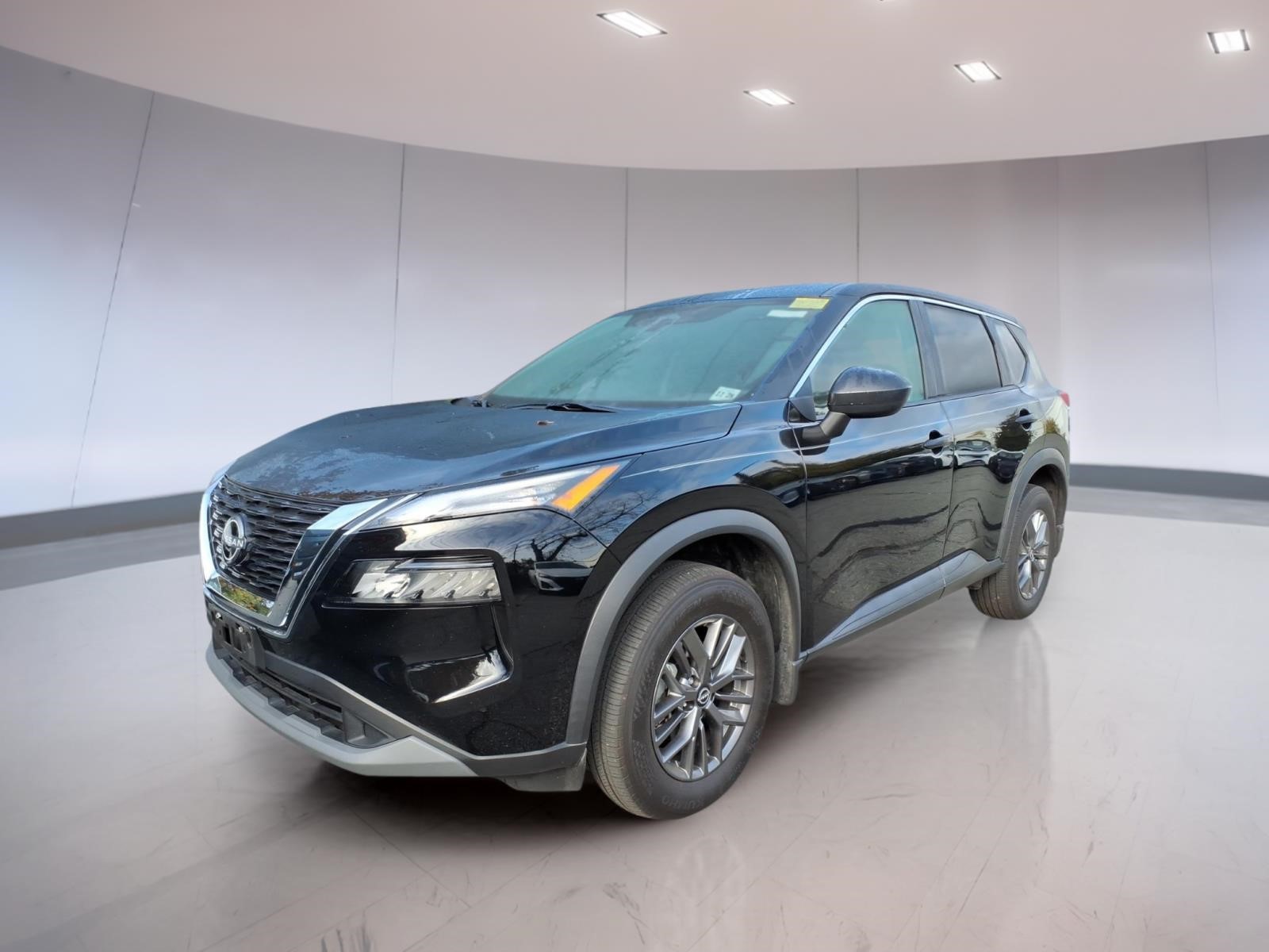 Used 2023 Nissan Rogue S SUV