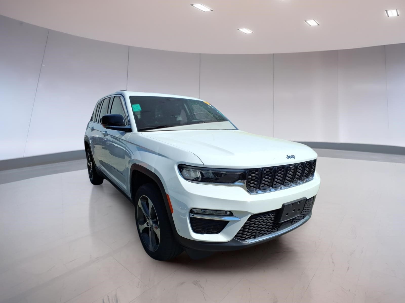 2023 Jeep Grand Cherokee 4xe 4x4's photo