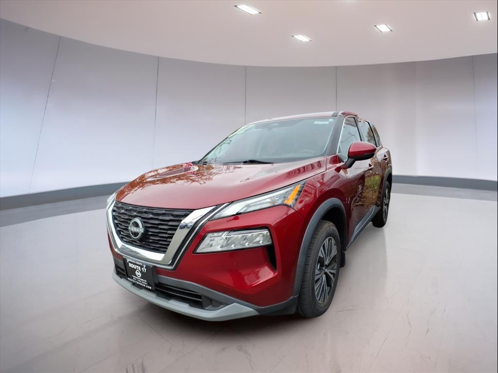 2022 Nissan Rogue SV photo 2
