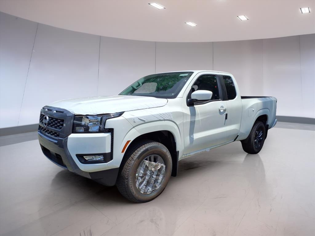 2025 Nissan Frontier SV photo 2