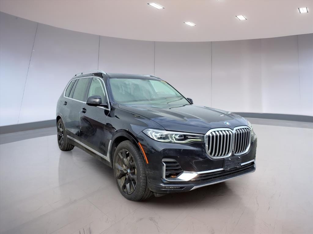 2020 BMW X7 40i's photo