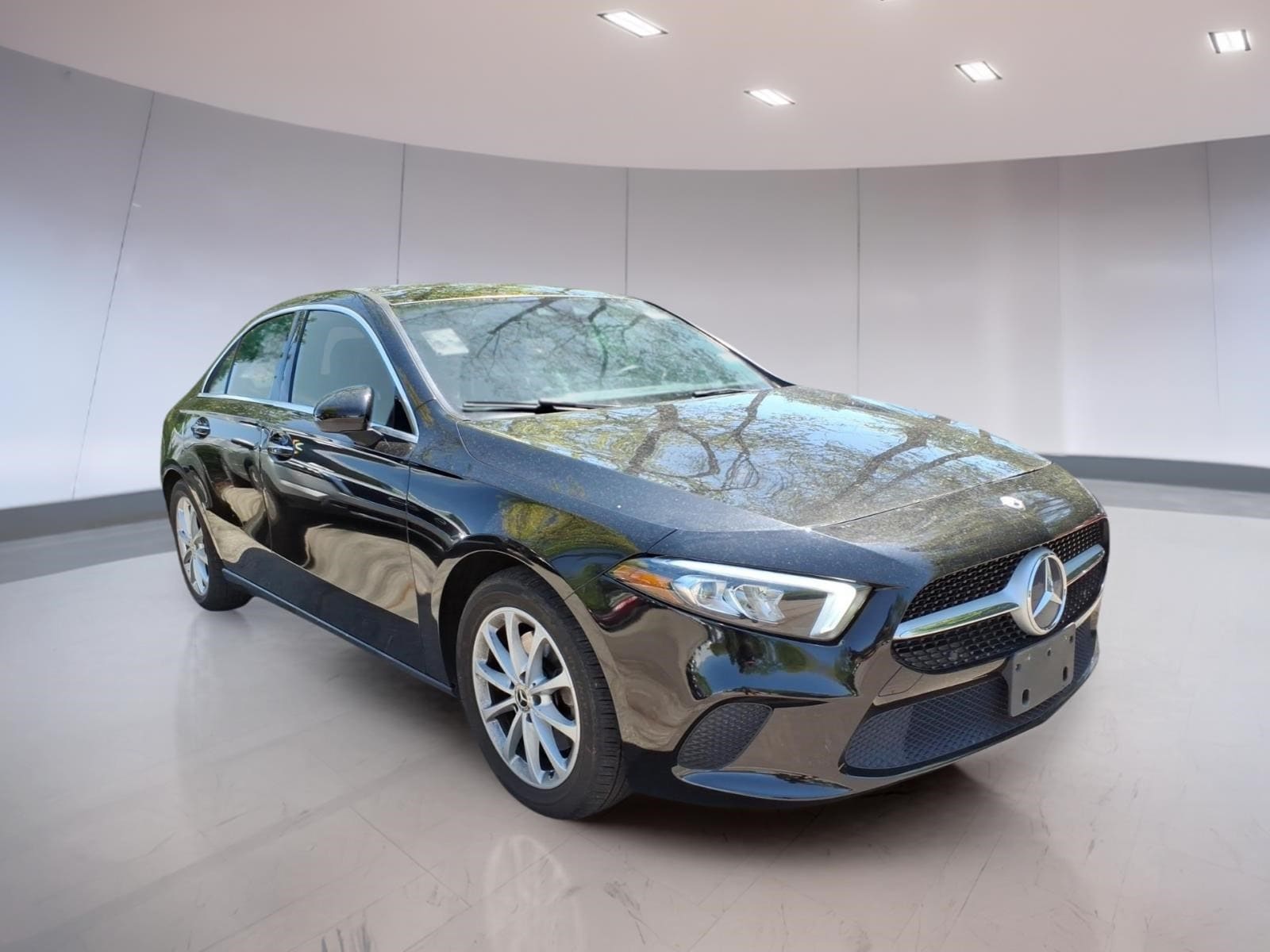 2019 Mercedes-Benz A-Class A220 4MATIC's photo
