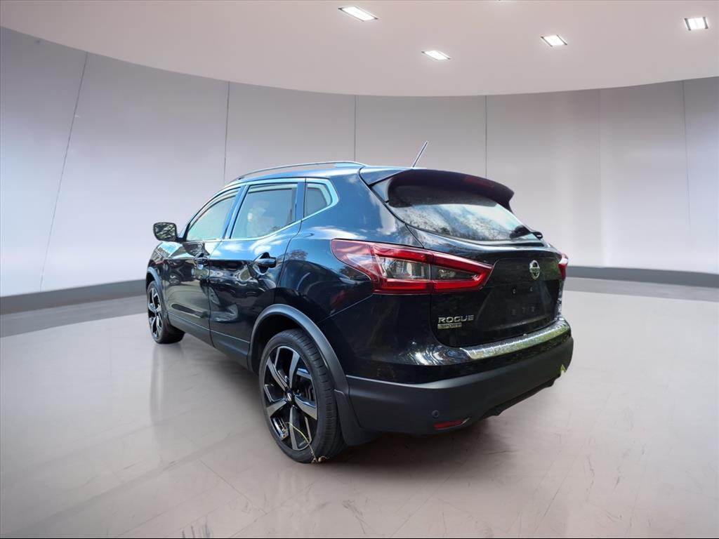 2022 Nissan Rogue Sport SL photo 3