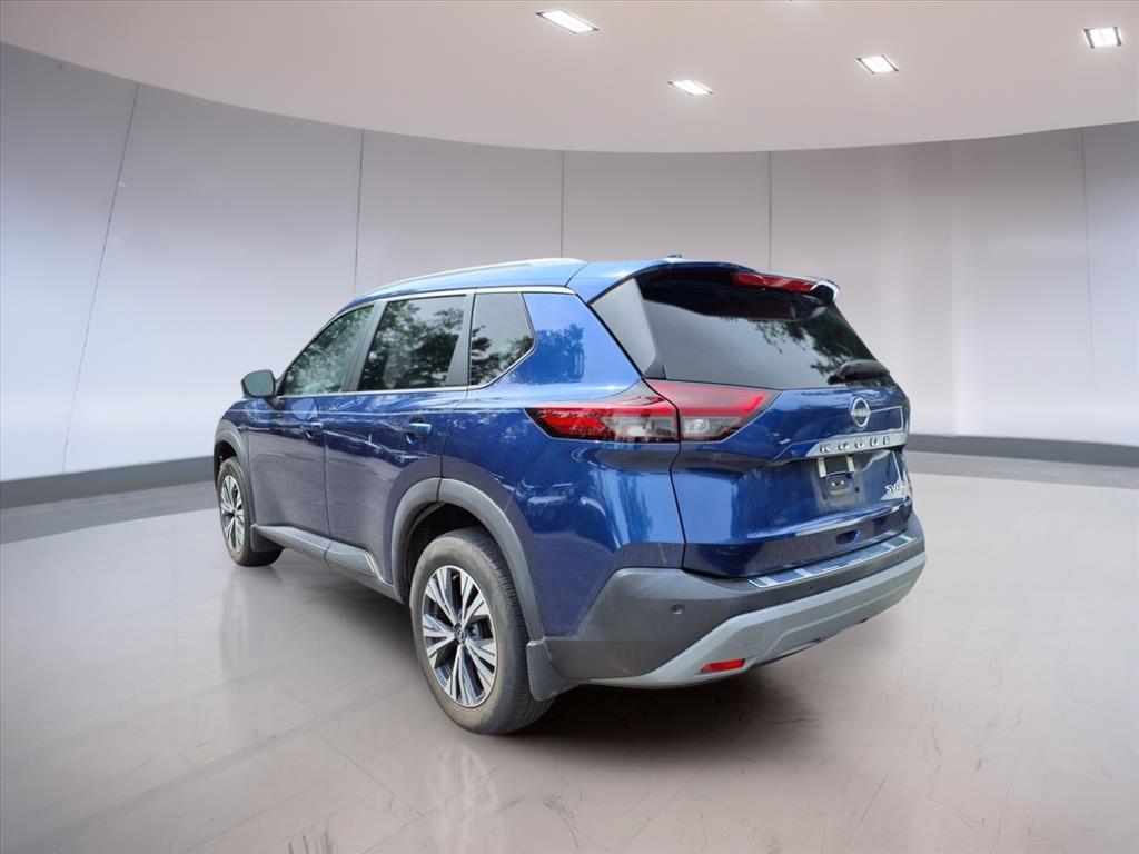 2022 Nissan Rogue SV photo 3