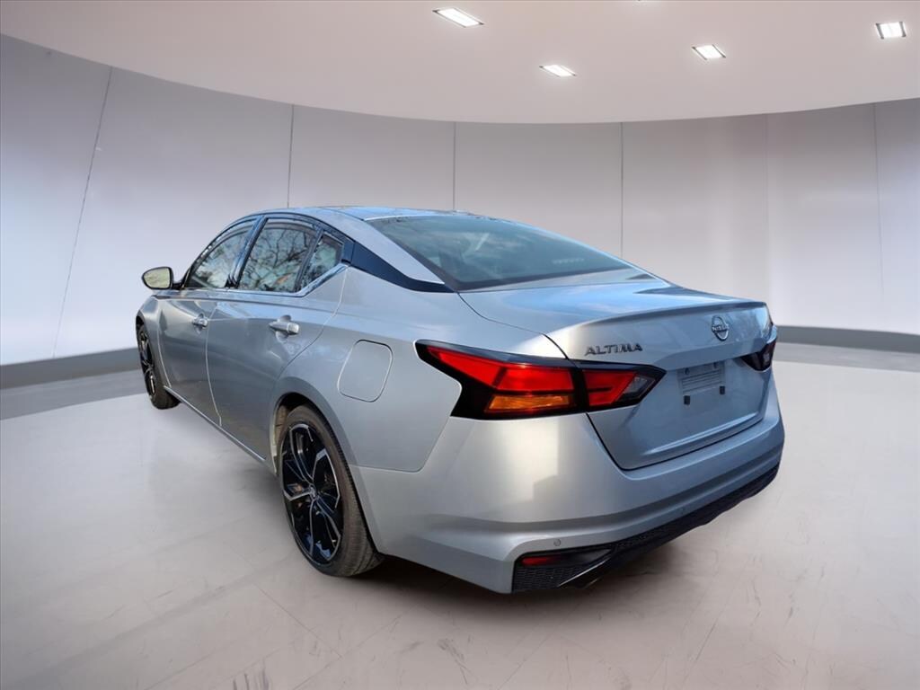 Used 2023 Nissan Altima 2.5 SR Sedan