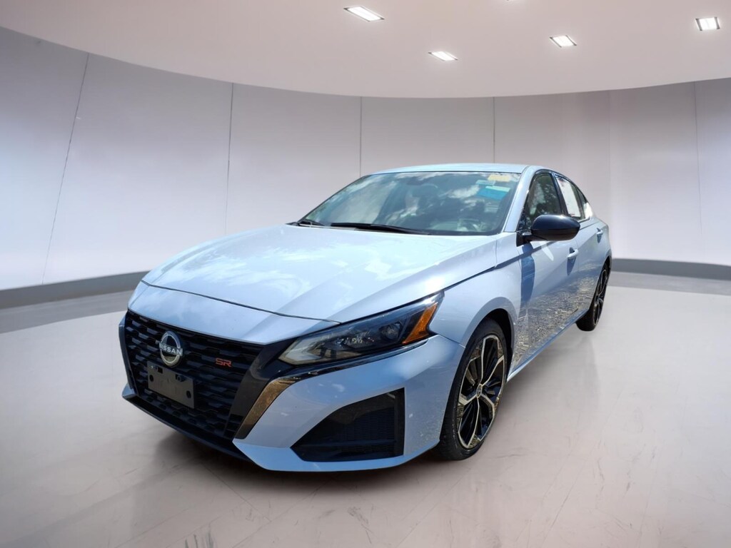 Used 2023 Nissan Altima 2.5 SR Sedan