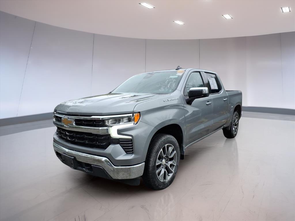 2023 Chevrolet Silverado 1500 LT photo 2