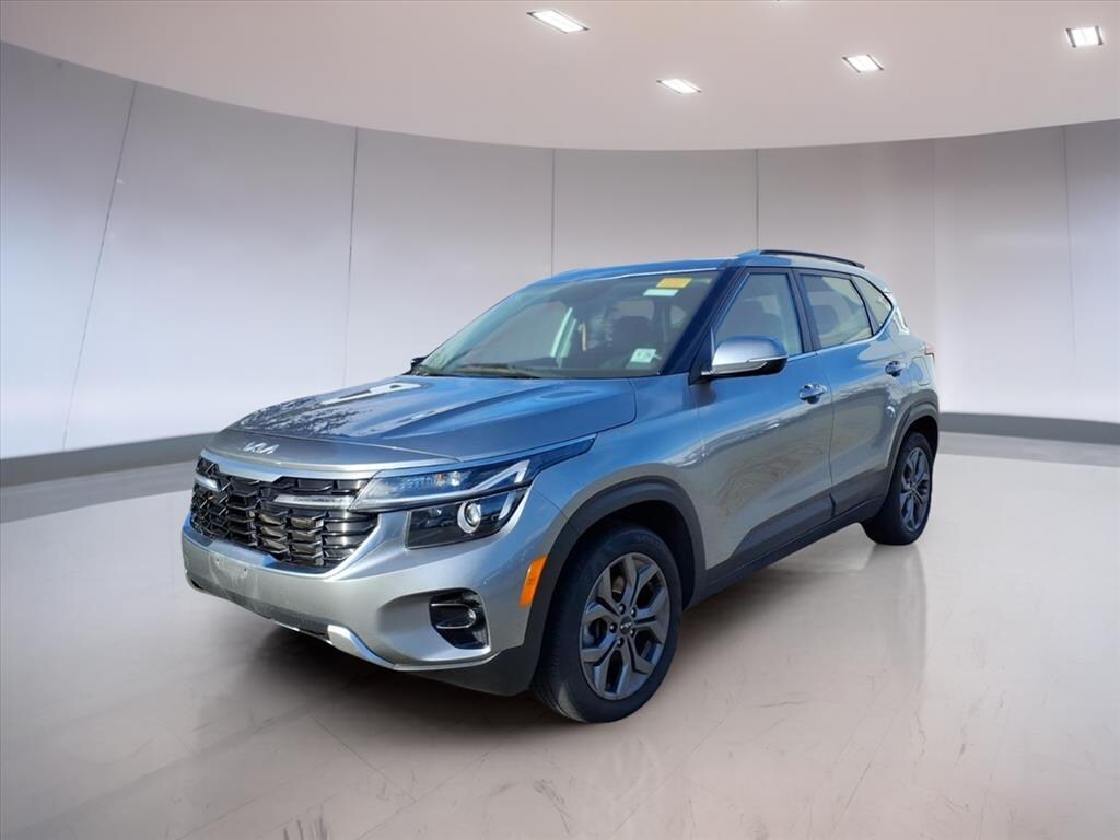 Used 2024 Kia Seltos S SUV