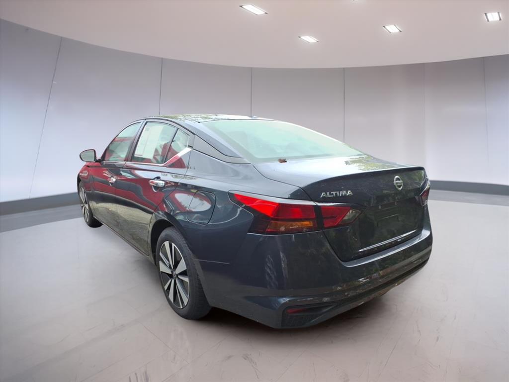 2022 Nissan Altima 2.5 SV photo 3