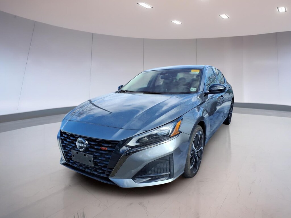 Used 2023 Nissan Altima 2.5 SR Sedan