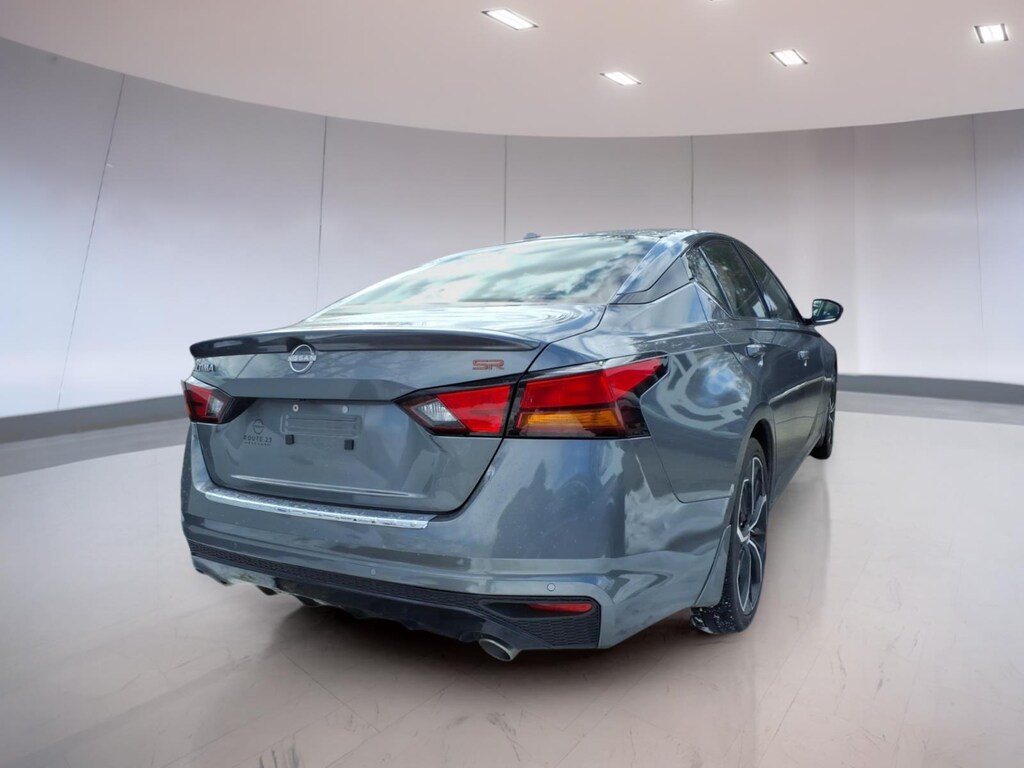 Used 2023 Nissan Altima 2.5 SR Sedan