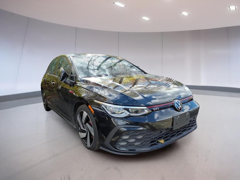 2024 Volkswagen Golf GTI S's photo