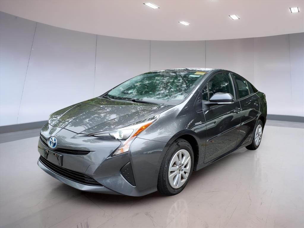 2016 Toyota Prius One Two photo 2
