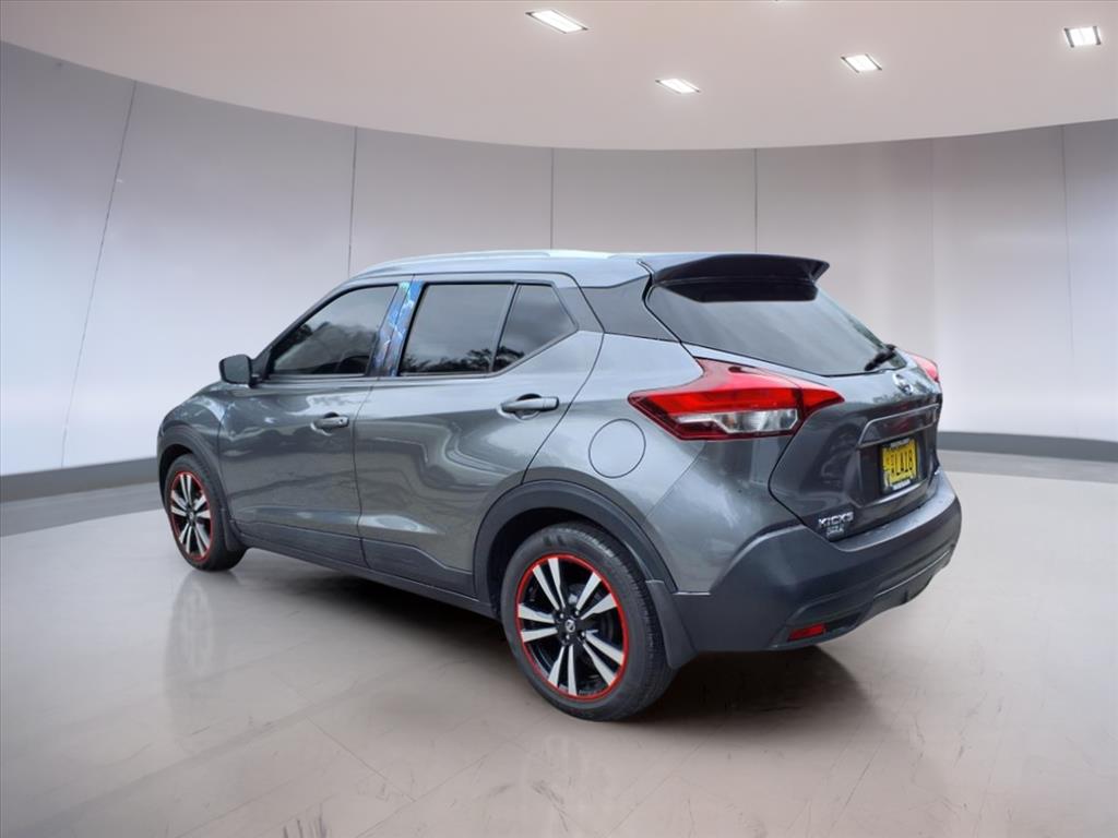 2019 Nissan Kicks SV photo 3