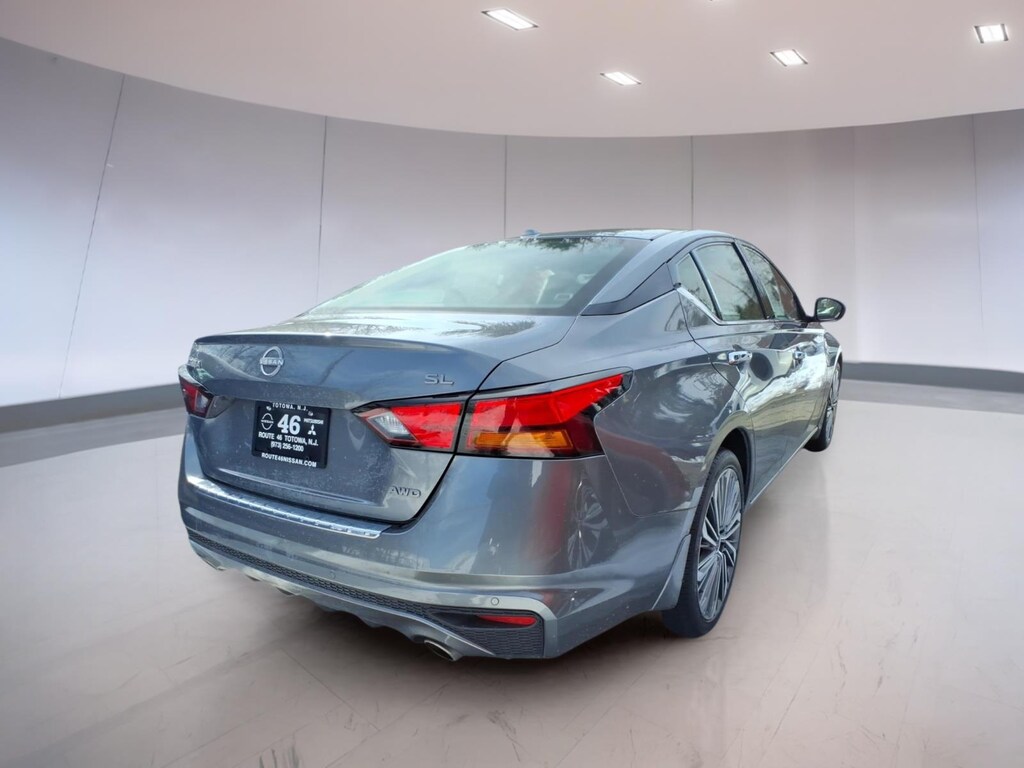 Used 2023 Nissan Altima 2.5 SL Sedan
