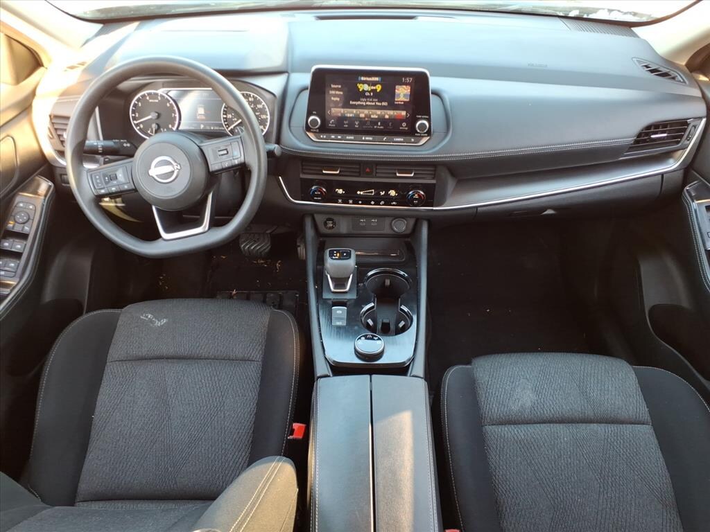 Used 2024 Nissan Rogue SV SUV