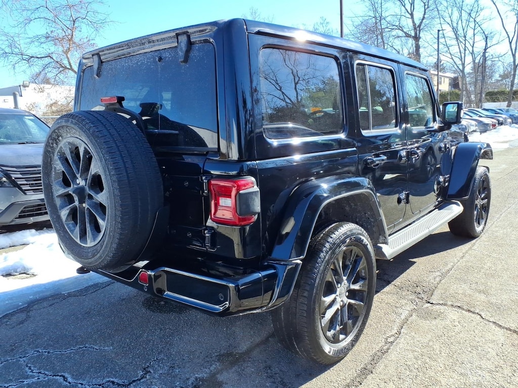 Used 2022 Jeep Wrangler High Altitude SUV
