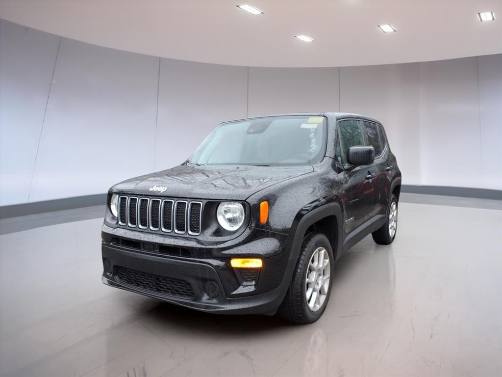 2023 Jeep Renegade Latitude Upland photo 2