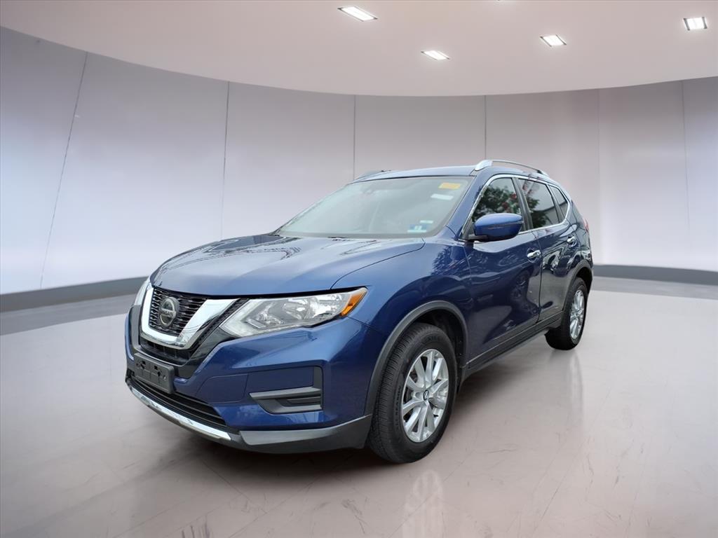 2020 Nissan Rogue SV photo 2