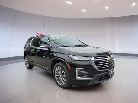2023 Chevrolet Traverse Premier SUV