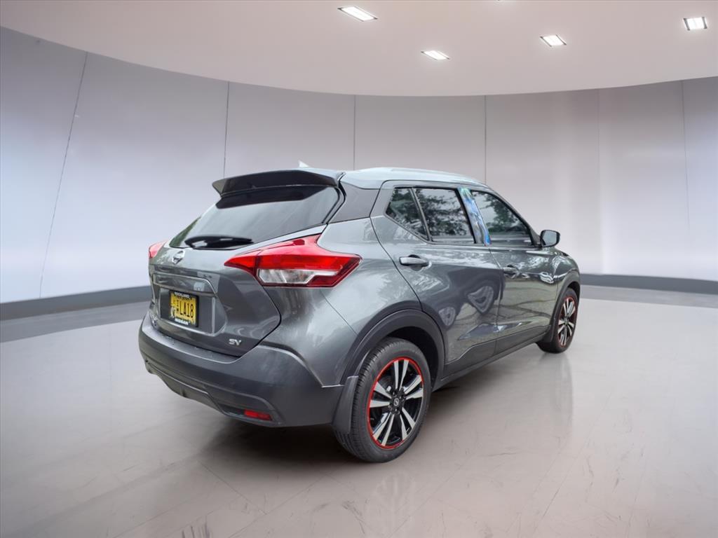 2019 Nissan Kicks SV photo 4