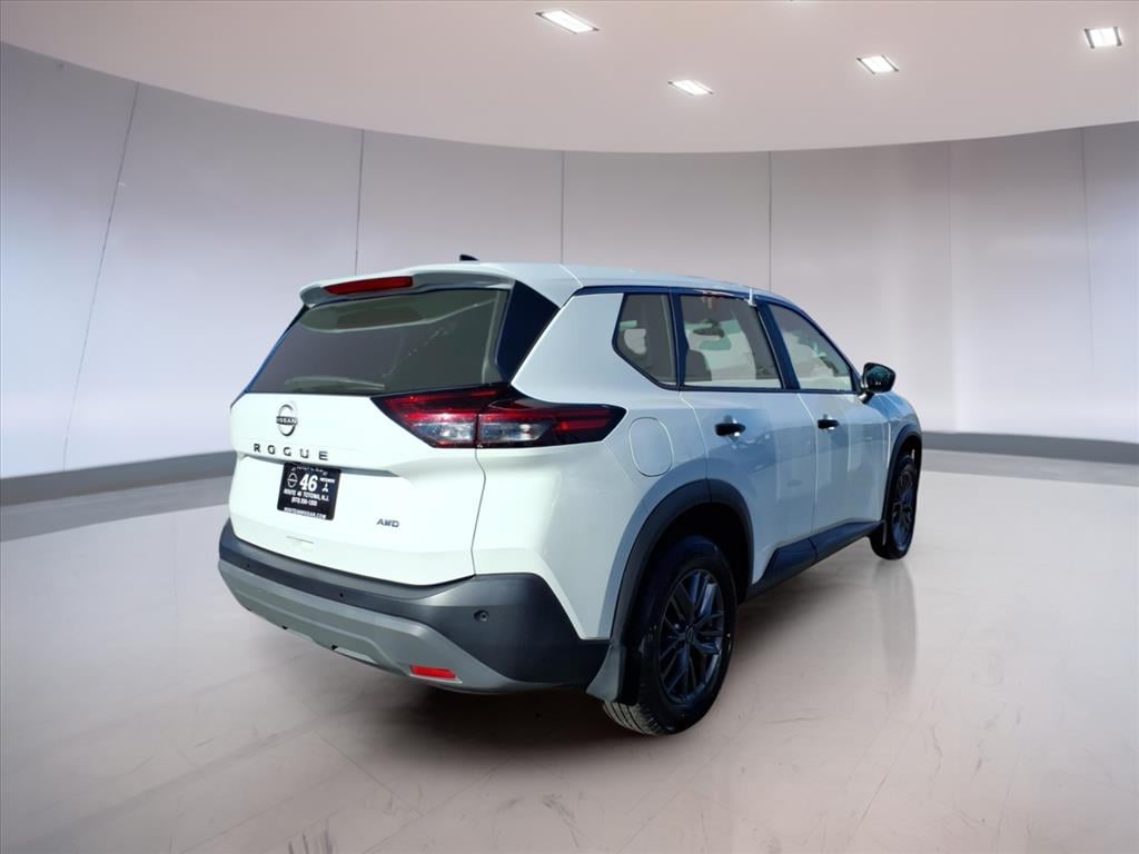 Used 2023 Nissan Rogue S SUV