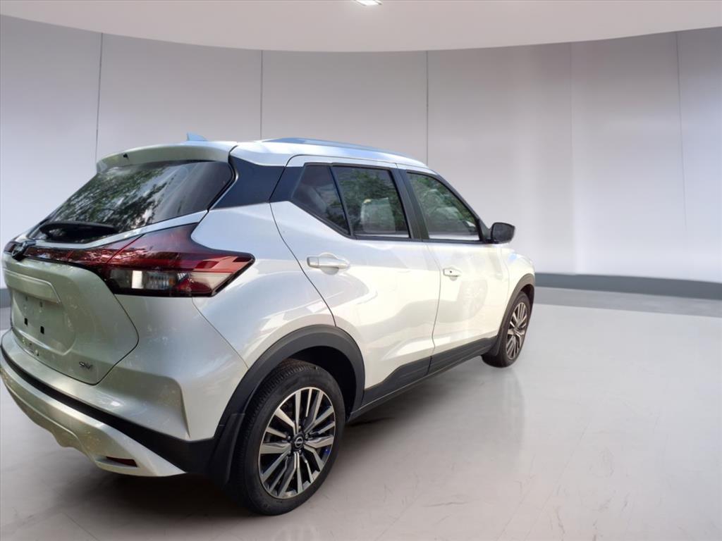 2023 Nissan Kicks SV photo 4